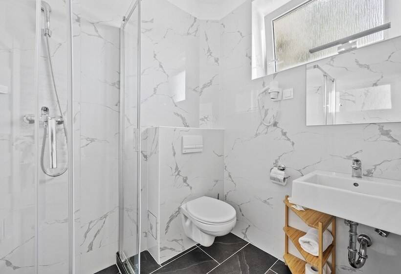 Hostal Pension Petit