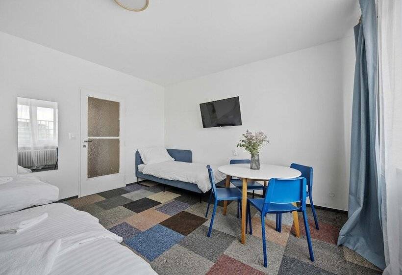 Hostal Pension Petit