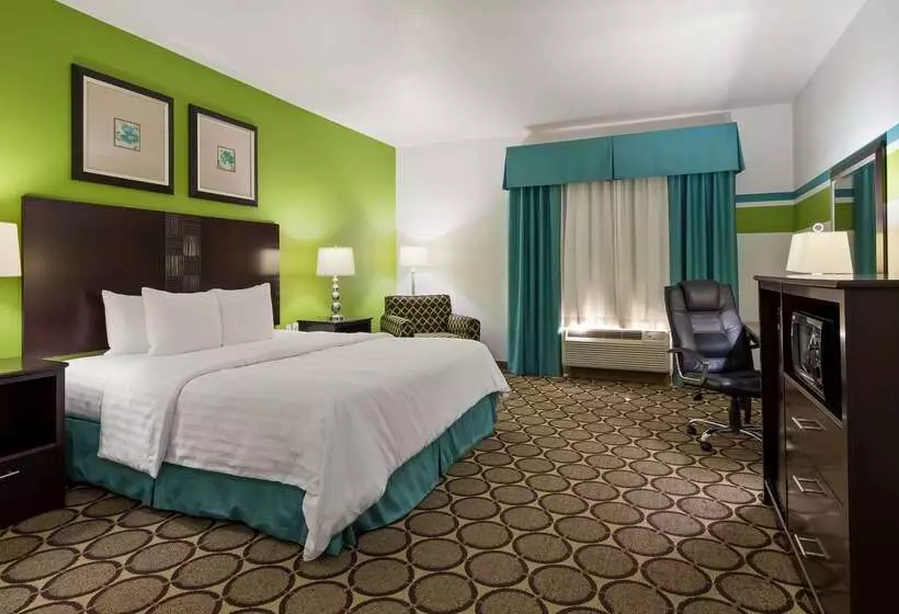 בית מלון כפרי Best Western Douglas Inn & Suites