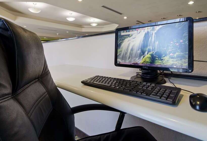 فندق Best Western Douglas Inn & Suites