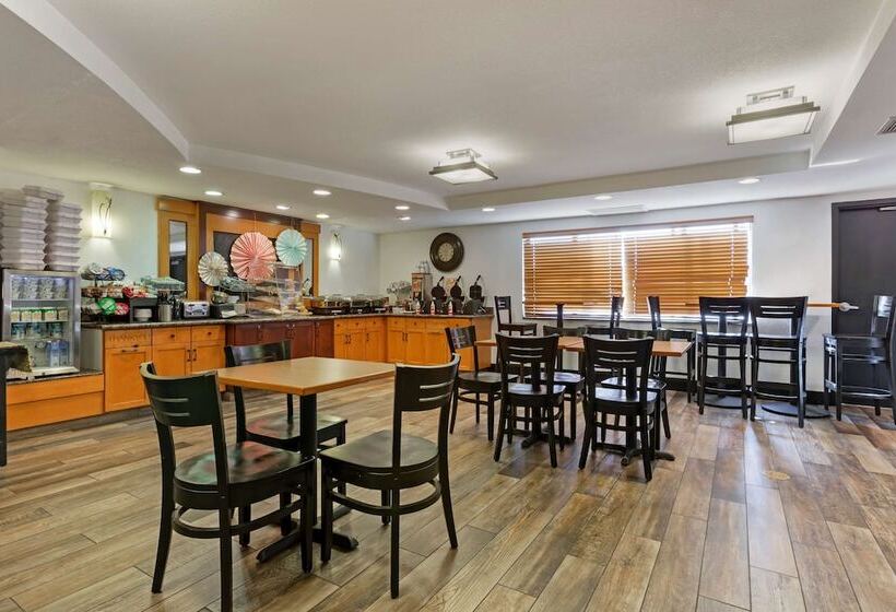 ホテル Best Western Plus Mccall Lodge And Suites