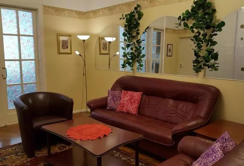 هتل Green Villa