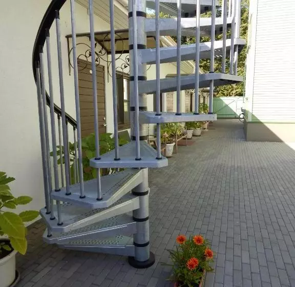هتل Green Villa