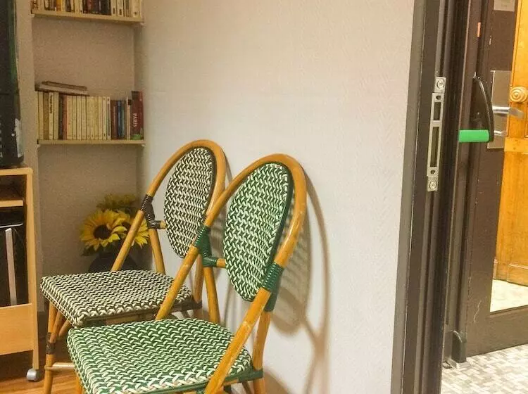 Отель Hôtel Ermitage