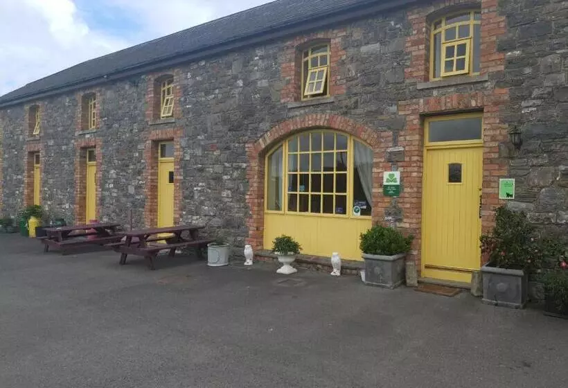ホテル Slane Farm Hostel, Cottages And Camping