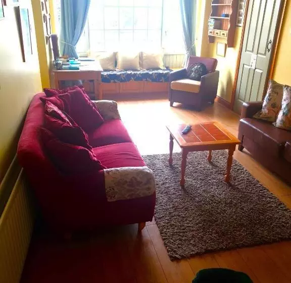 ホテル Slane Farm Hostel, Cottages And Camping