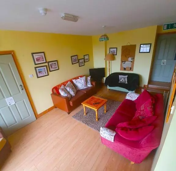 ホテル Slane Farm Hostel, Cottages And Camping