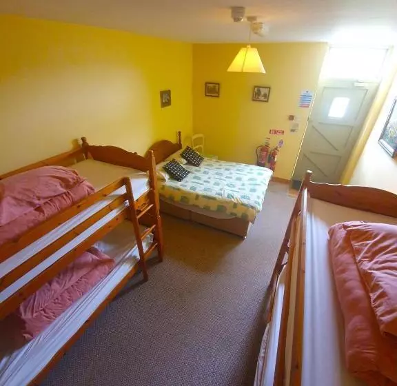 ホテル Slane Farm Hostel, Cottages And Camping