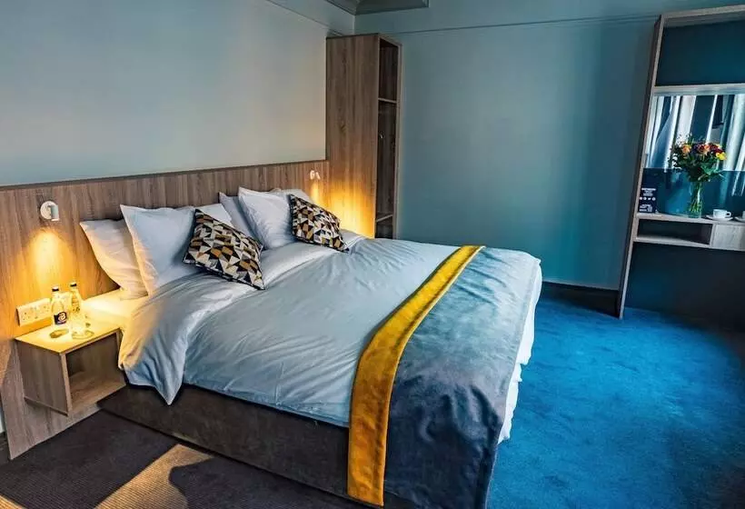 בית מלון כפרי The Old Quarter Townhouse