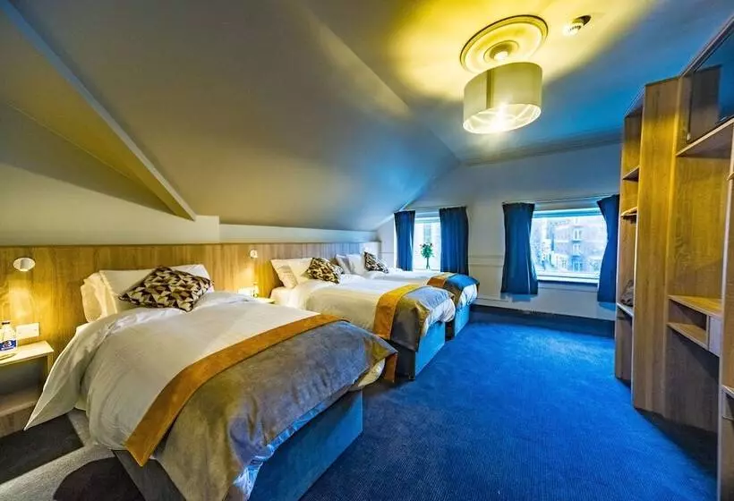 בית מלון כפרי The Old Quarter Townhouse