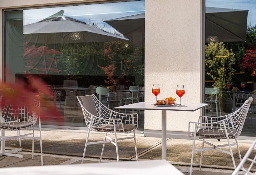 Unahotels Le Terrazze Treviso Hotel & Residence