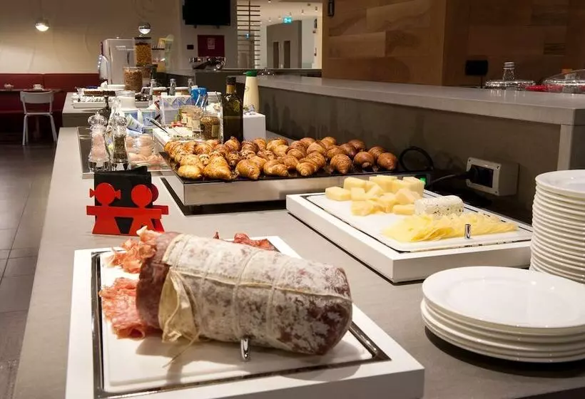 Unahotels Le Terrazze Treviso Hotel & Residence