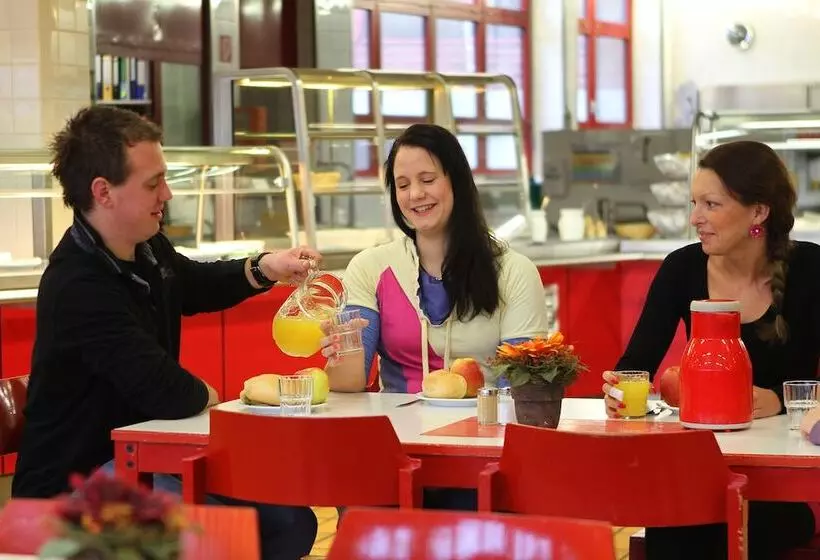 Jugendherberge Berlin   Am Wannsee   Hostel