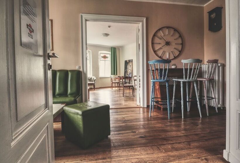 Opera Hostel