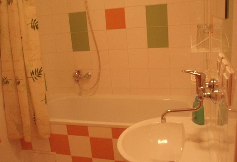 膳宿费 Penzion Fantázia Michalová