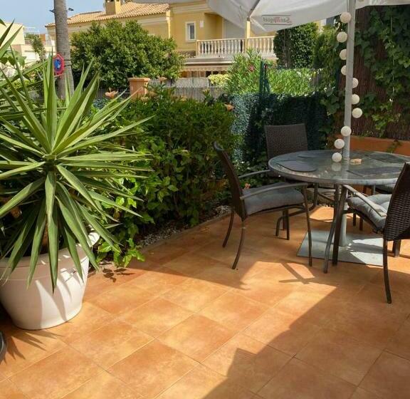 Alfaz Bed & Breakfast