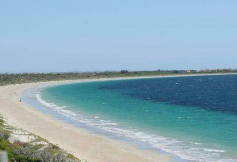 Bed and Breakfast Lg Qs Rm Private Luxury Bathrm Strictly Non Smokers And Genuine Travellers Only Over 25