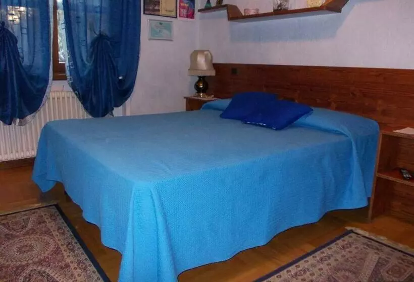 تختخواب و صبحانه Les Hirondelles