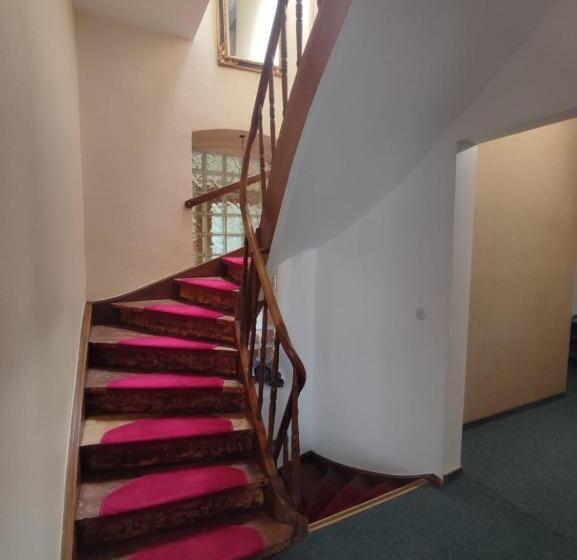 Отель Altes Tor