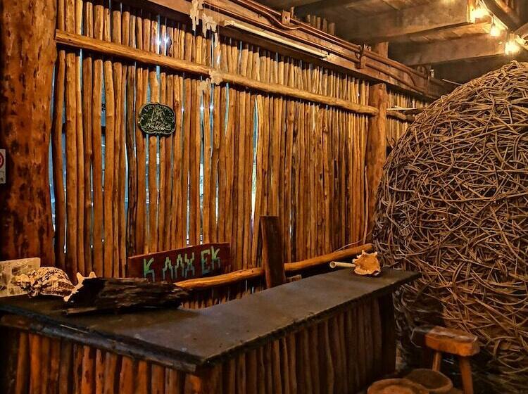 فندق Jungla Y Estrellas