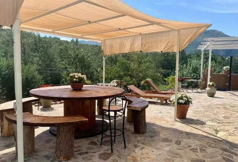 ペンション Ai Cerri Di Remí