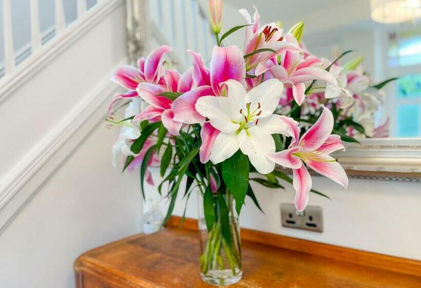 پانسیون 46 Ashfield Rd, Altrincham