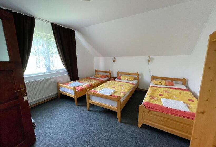 بنسيون Kati Guesthouse