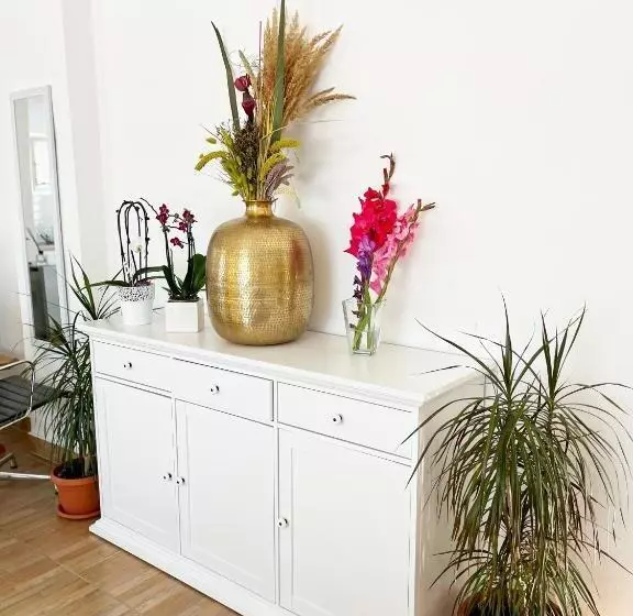 Majatalo Kati Guesthouse