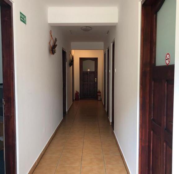 بنسيون Kati Guesthouse