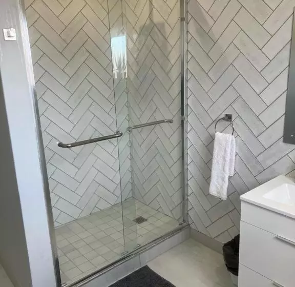 Majatalo Kingsbeach Cottages