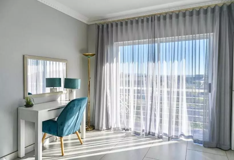 Majatalo Kingsbeach Cottages