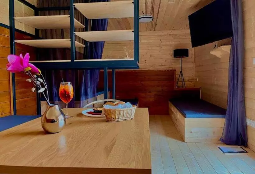 ペンション Player S Pool&rooms