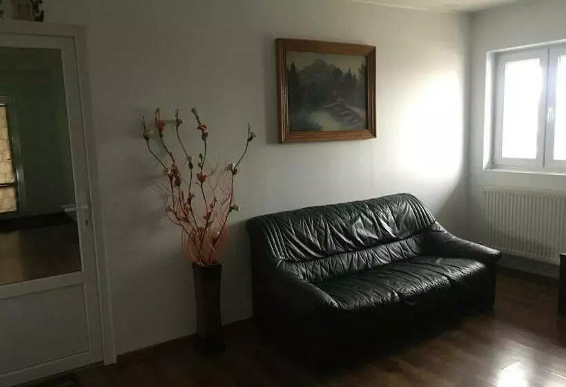 Pensiunea Lui George