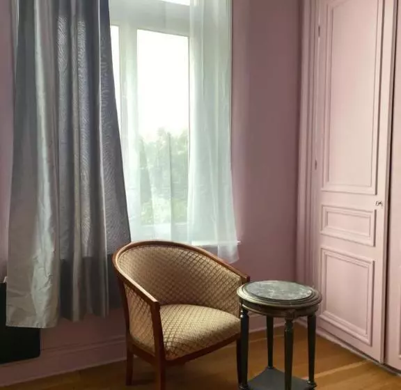 Aamiaismajoitus (B&B) Azal1889