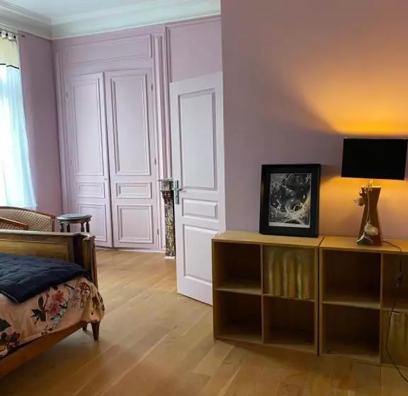 Aamiaismajoitus (B&B) Azal1889