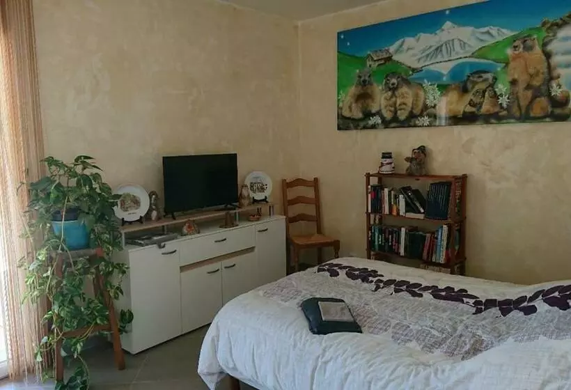 Aamiaismajoitus (B&B) Villa Les Marmottes
