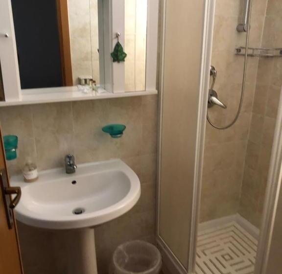 住宿加早餐  Villa Paradiso