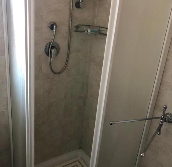 住宿加早餐  Villa Paradiso