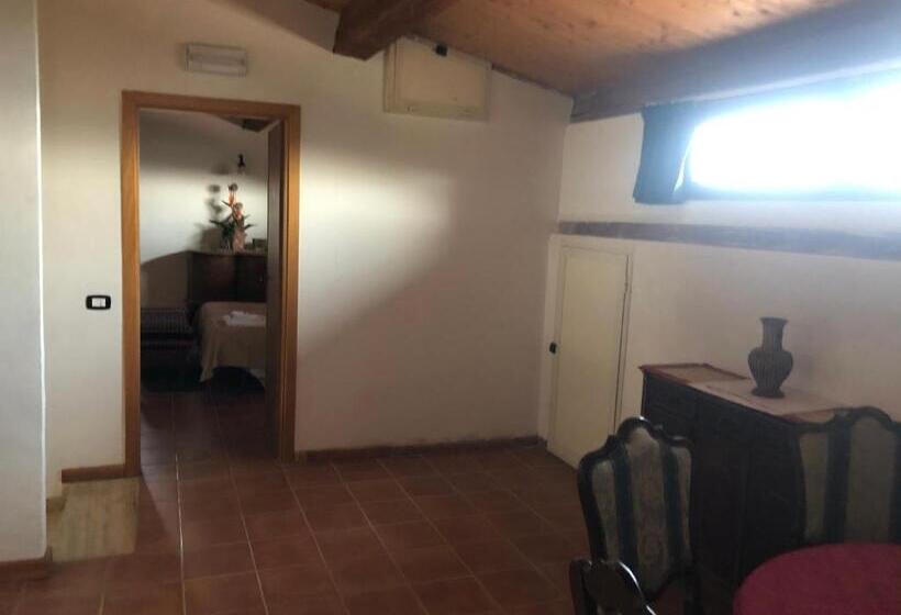 住宿加早餐  Villa Paradiso