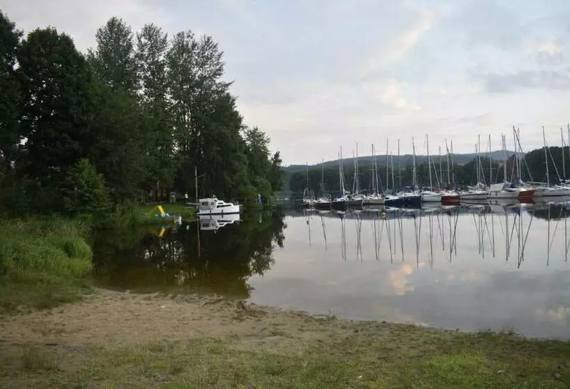 Ubytování Hanka V Hotelovém Pokoji C408 Top View