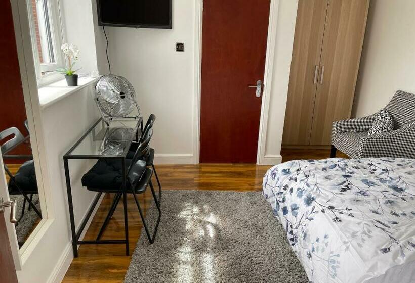 Pensão Adorable Guest House