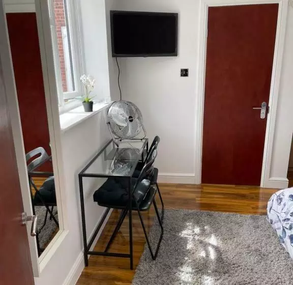 ペンション Adorable Guest House