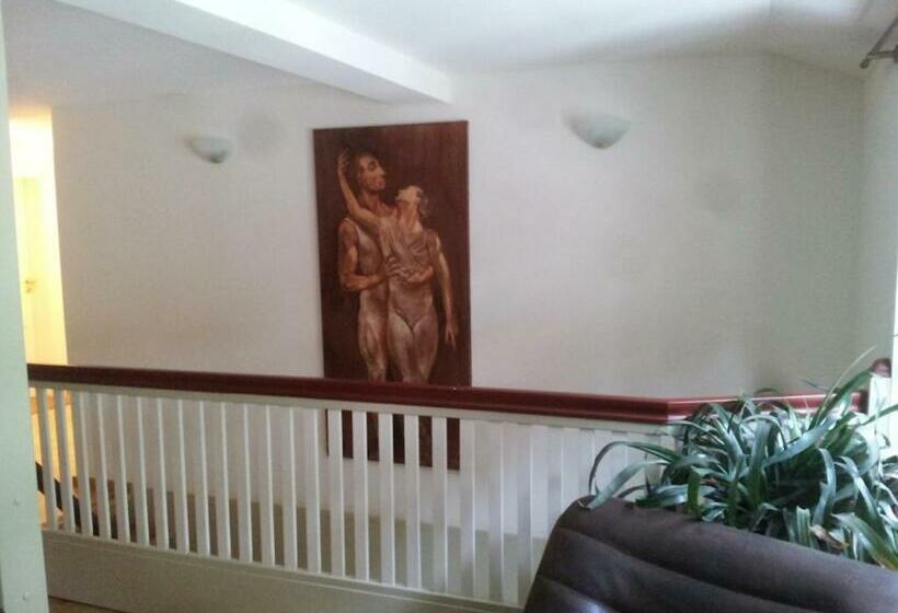 ペンション Gesundheitshaus Hohnstein