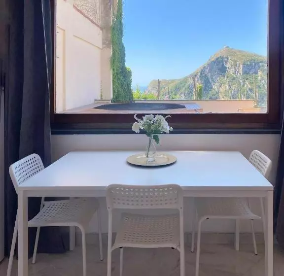 ペンション Villa Mariel Suites & Apartment