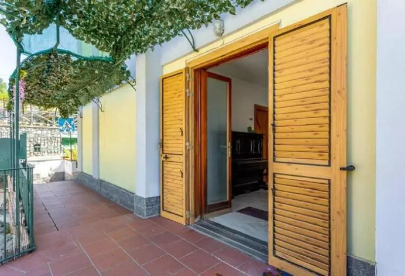 ペンション Villa Mariel Suites & Apartment