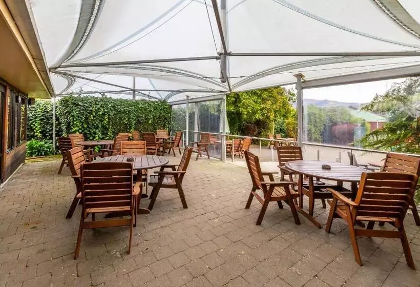 The Grand Hotel & Bar   Akaroa