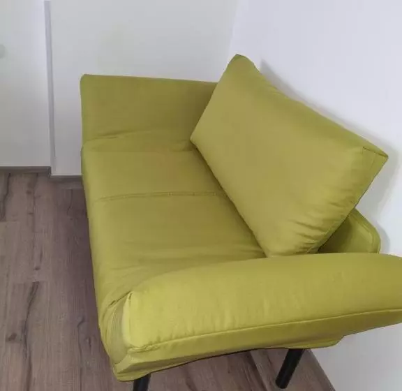 Ubytování Hanka V Hotelovém Pokoji C408 Top View