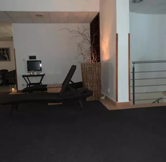 Ubytování Hanka V Hotelovém Pokoji C408 Top View