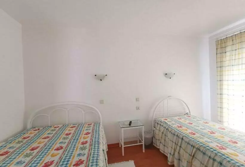 هاستل Residencial O Ninho Do Pinhal