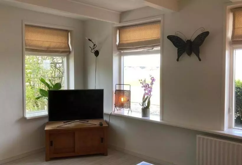 Aamiaismajoitus (B&B) Appartement Greidesicht Kollumerpomp